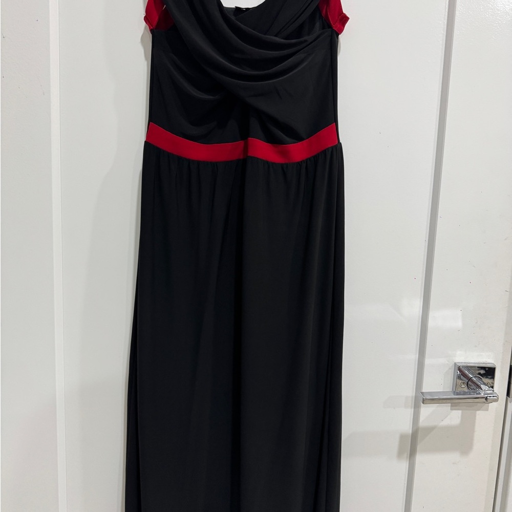 Elegant Black and Red Evening Gown